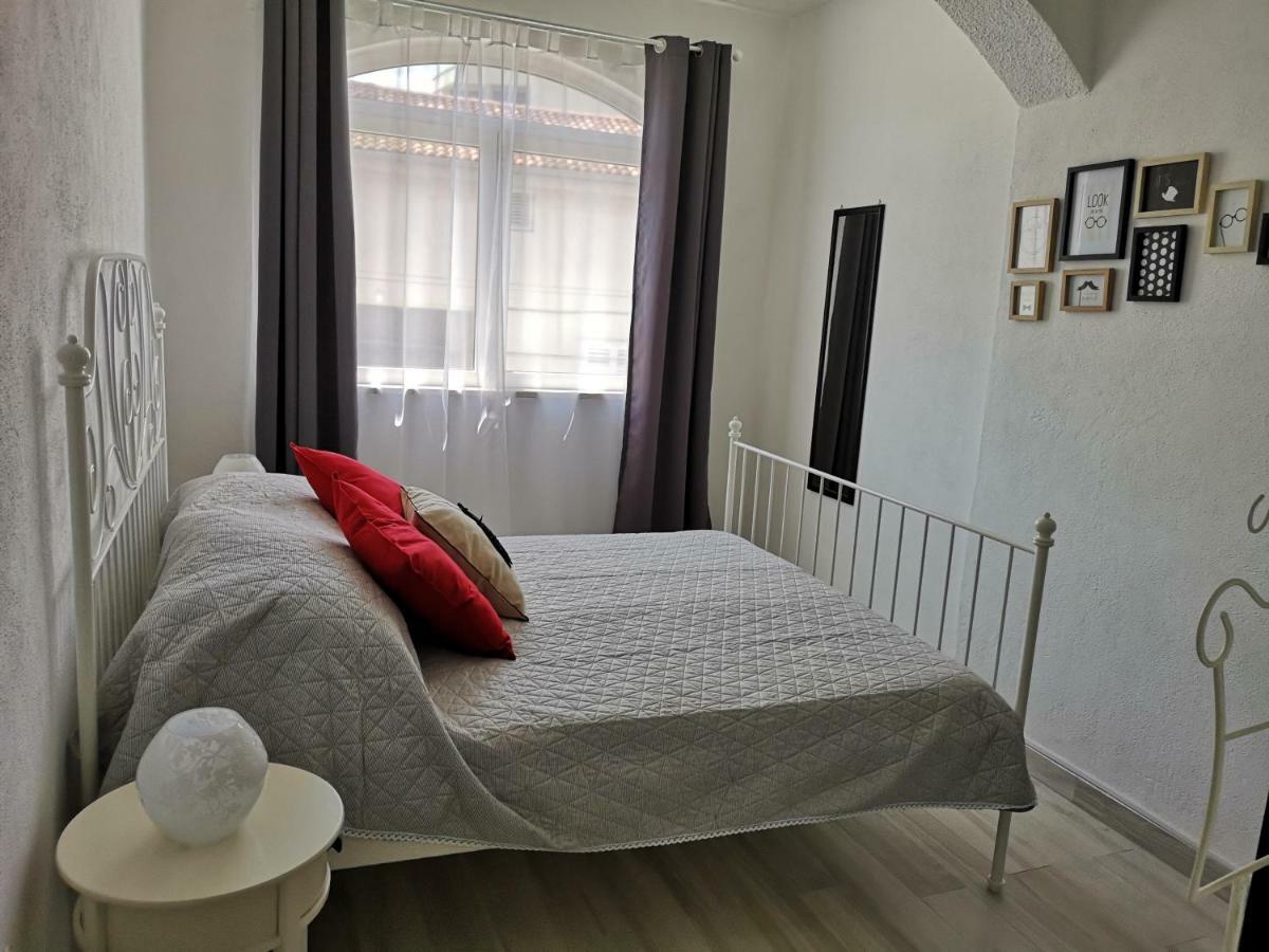 Apartments And Rooms Villa Dona Makarska Buitenkant foto
